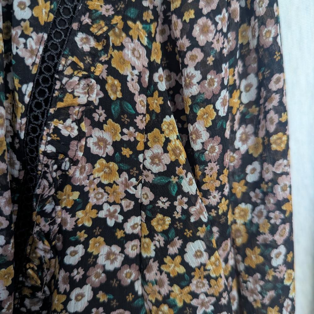 Astr Multicolor Floral Ruffle Blouse - Picture 3 of 4